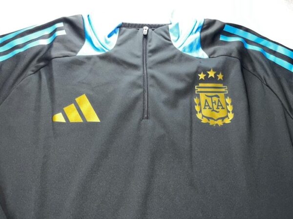 SELECCION ARGENTINA SUDADERA DE PRACTICA USADA POR JUGADOR - Imagen 2