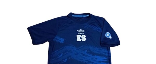 SELECCION EL SALVADOR CAMISETA DE PRACTICA USADA POR JUGADOR - Imagen 2