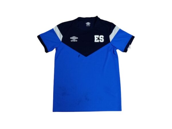 SELECCION EL SALVADOR CAMISETA DE PRACTICA USADA POR JUGADOR
