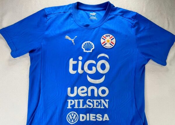 SELECCION PARAGUAY CAMISETA DE PRACTICA USADA POR JUGADOR 2025 - Imagen 2