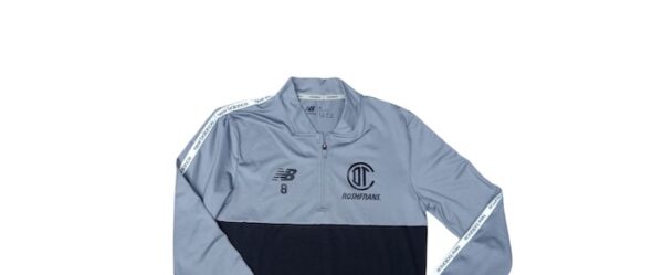 CLUB TOLUCA CHAMARRA DE VIAJE USADA POR JUGADOR 8 - Imagen 2